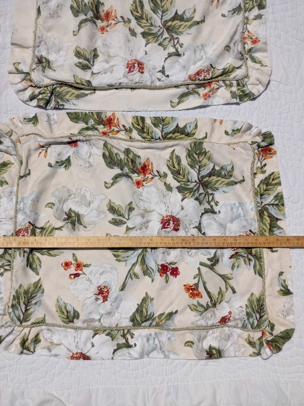 Pair of Vintage Waverly Pillow Shams Standard Size White Magnolia Floral Set - Picture 6 of 14